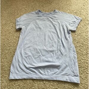 Athleta periwinkle power up tee